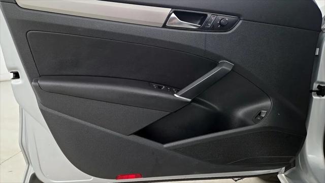 2021 Volkswagen Passat 2.0T SE