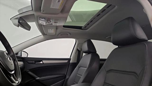 2021 Volkswagen Passat 2.0T SE
