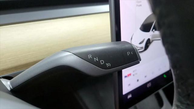 2021 Tesla Model 3 Standard Range Plus Rear-Wheel Drive