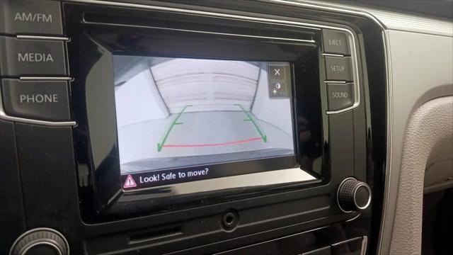 2016 Volkswagen Passat 1.8T S
