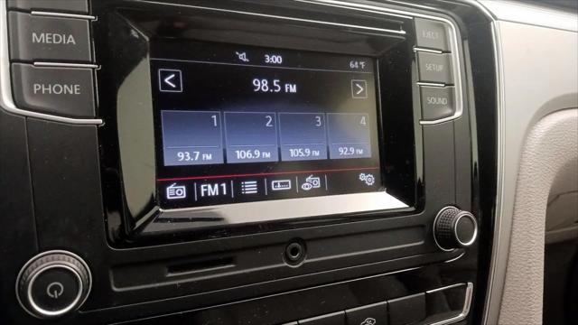 2016 Volkswagen Passat 1.8T S