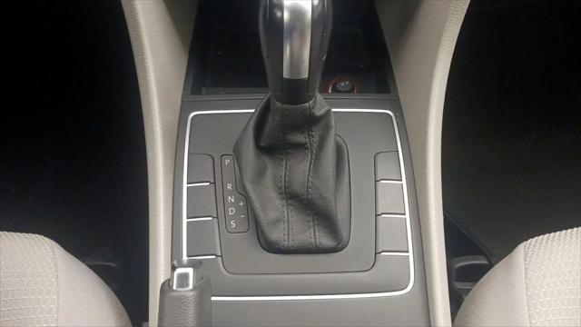 2016 Volkswagen Passat 1.8T S