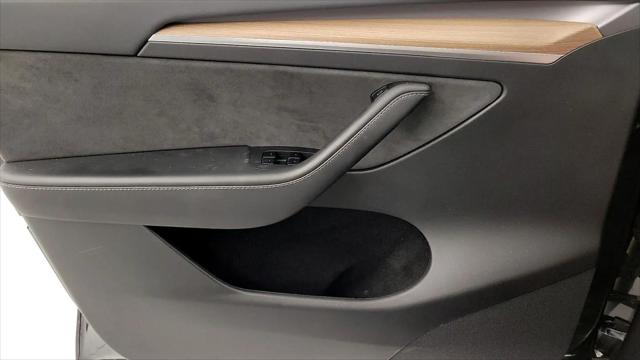 2025 Tesla Model Y Long Range Dual Motor All-Wheel Drive