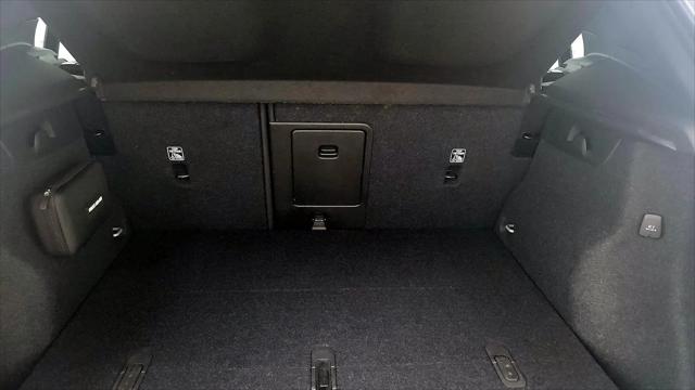2023 Volvo XC40 B5 Plus Dark Theme