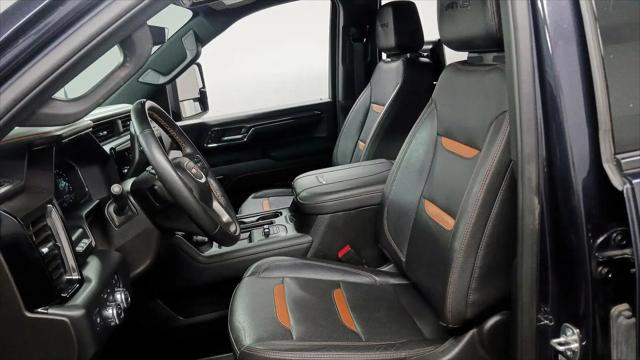 2024 GMC Sierra 2500HD 4WD Crew Cab Standard Bed AT4