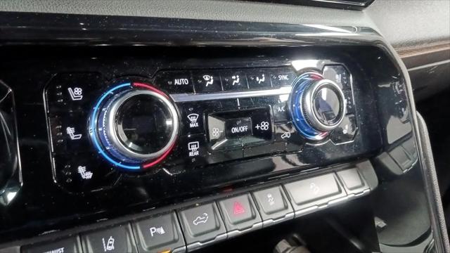 2024 GMC Sierra 2500HD 4WD Crew Cab Standard Bed AT4