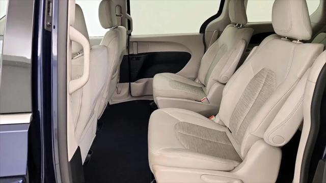 2018 Chrysler Pacifica Hybrid Touring Plus