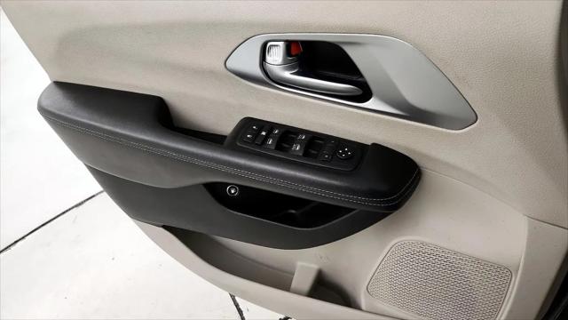 2018 Chrysler Pacifica Hybrid Touring Plus