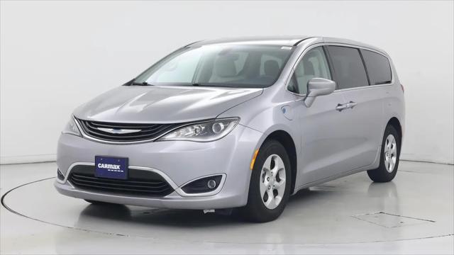 2018 Chrysler Pacifica Hybrid Touring Plus