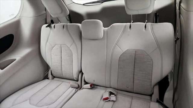 2018 Chrysler Pacifica Hybrid Touring Plus
