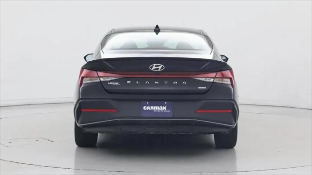 2025 Hyundai Elantra Hybrid SEL Sport