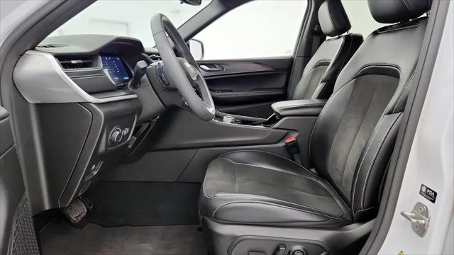 2023 Jeep Grand Cherokee Altitude 4x4