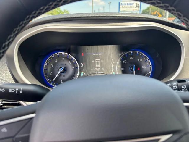 2027 Chrysler Pacifica Select