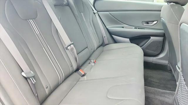2025 Hyundai Elantra SEL Convenience