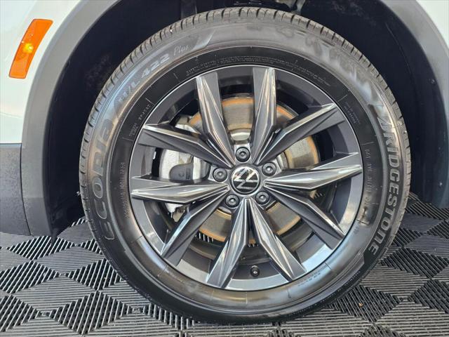 2024 Volkswagen Tiguan 2.0T SE