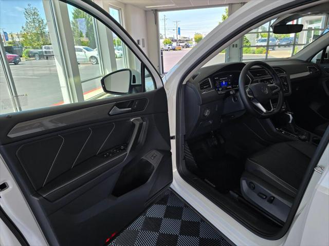 2024 Volkswagen Tiguan 2.0T SE