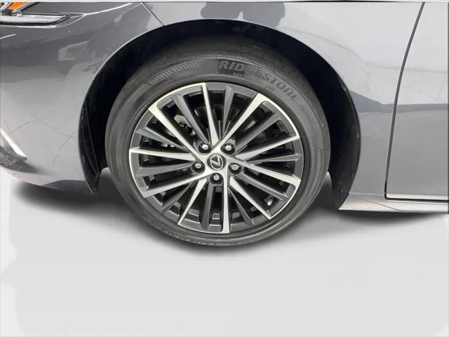 2024 Lexus ES 250 ES 250