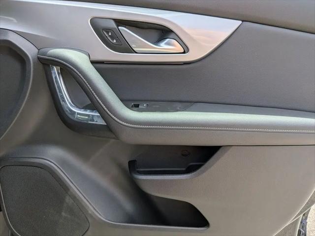 2025 Chevrolet Blazer FWD 2LT