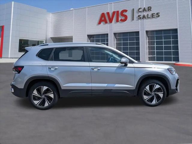 2025 Volkswagen Taos 1.5T SE