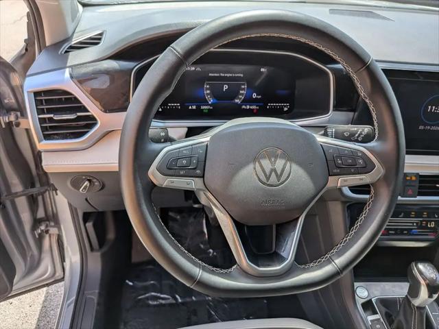 2025 Volkswagen Taos 1.5T SE