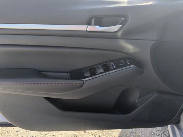 2025 Nissan Altima SR AWD