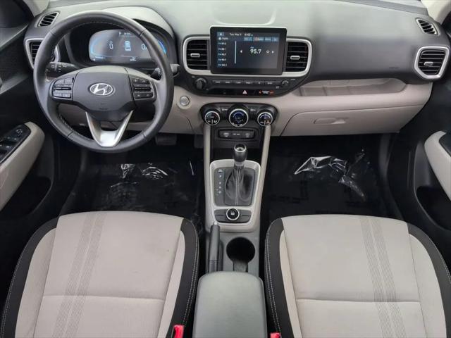 2025 Hyundai Venue SEL