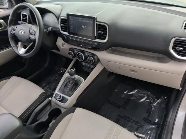 2025 Hyundai Venue SEL