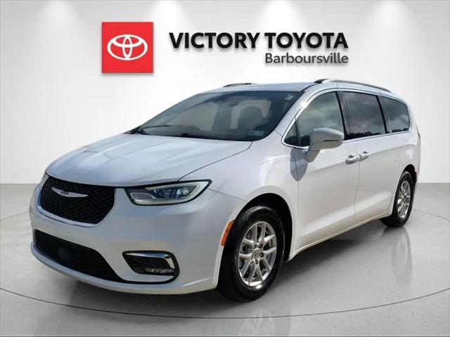 2022 Chrysler Pacifica Touring L for sale in Barboursville, WV