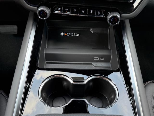 2026 Chevrolet Suburban RST, 4WD