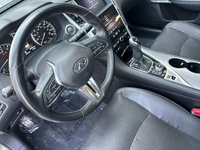 2023 INFINITI Q50 LUXE