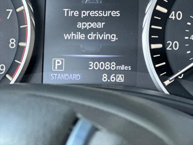 2023 INFINITI Q50 LUXE