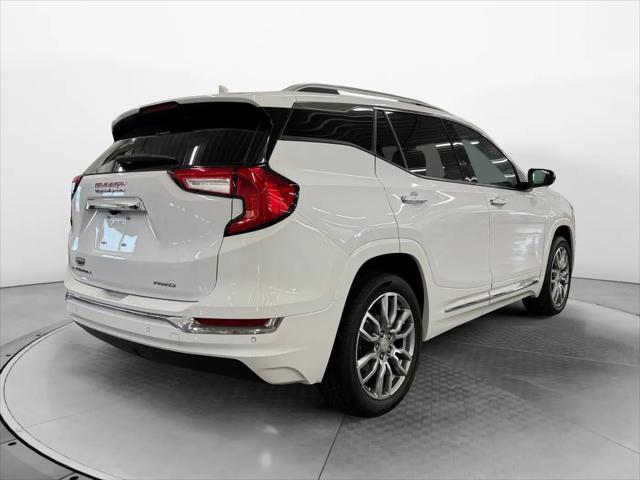 2023 GMC Terrain AWD Denali