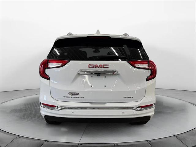 2023 GMC Terrain AWD Denali