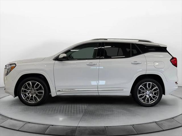 2023 GMC Terrain AWD Denali