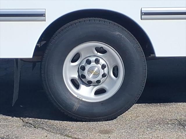 2026 Chevrolet Express Cutaway Work Van