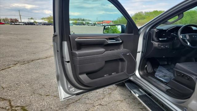 2025 Chevrolet Silverado 1500 4WD Crew Cab Short Bed RST