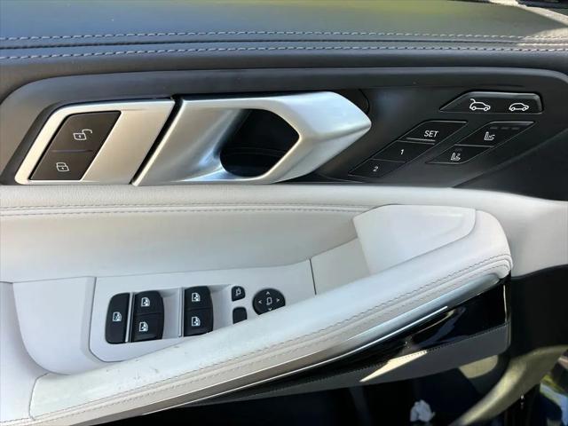 2021 BMW X6 M50i