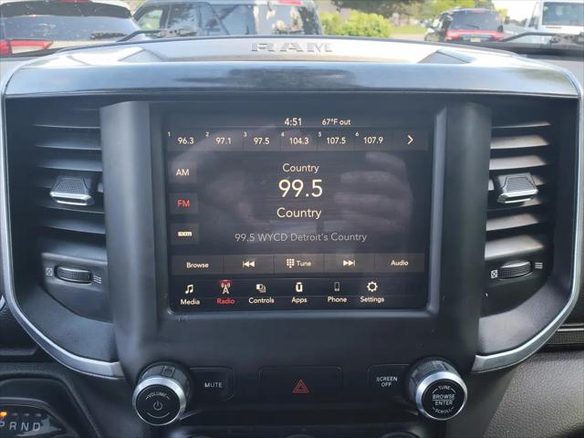 2019 Ram 1500 Big Horn/Lone Star Crew Cab 4x4 5'7" Box