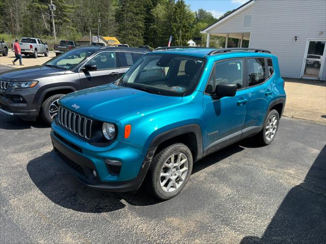 2022 Jeep Renegade Latitude 4x4 2022 Jeep Renegade Latitude 4x4