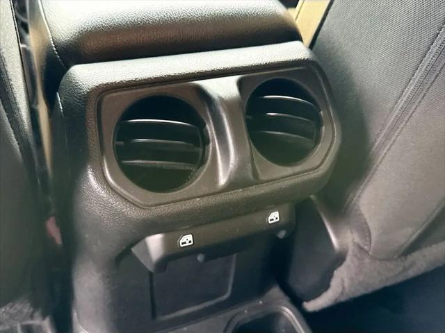 2022 Jeep Wrangler Unlimited Willys 4x4