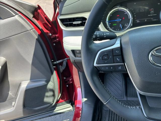 2022 Toyota Highlander Hybrid XLE