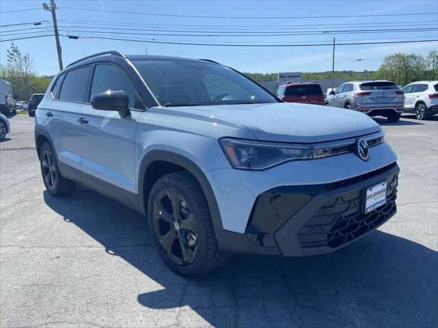 2026 Volkswagen Taos SE Black for sale in Watertown, NY
