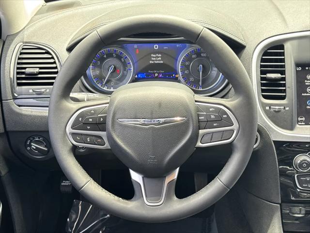 2023 Chrysler 300 Touring
