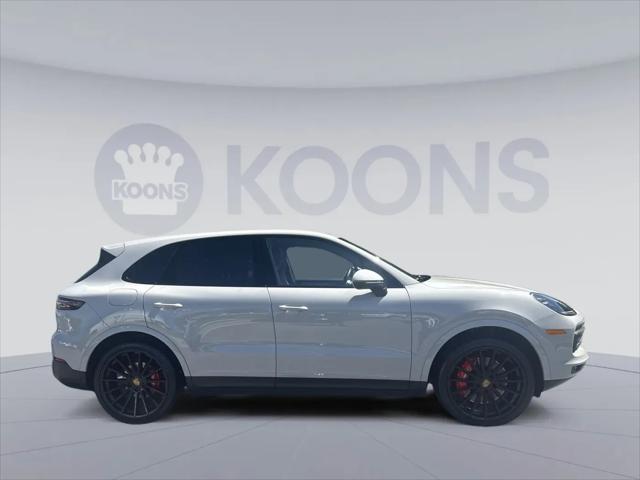 2022 Porsche Cayenne Platinum Edition