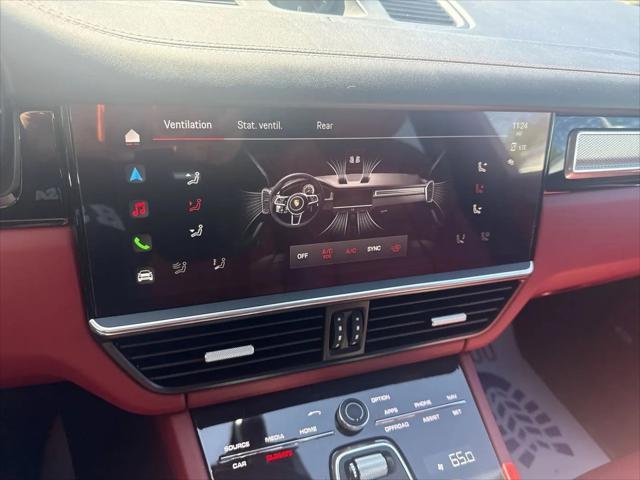 2022 Porsche Cayenne Platinum Edition