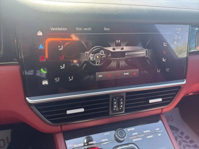 2022 Porsche Cayenne Platinum Edition
