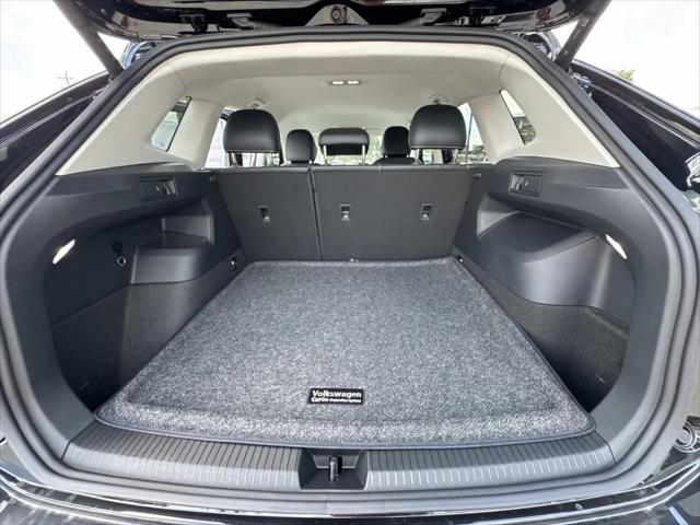 2025 Volkswagen Tiguan 2.0T SE