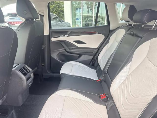 2025 Volkswagen Tiguan 2.0T SE