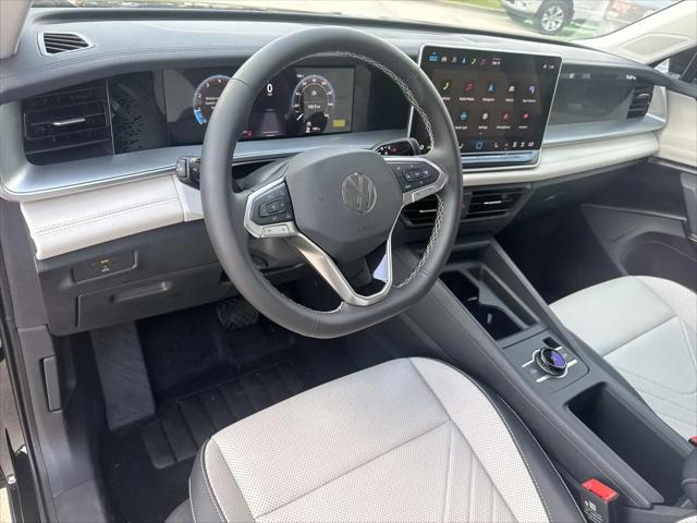 2025 Volkswagen Tiguan 2.0T SE