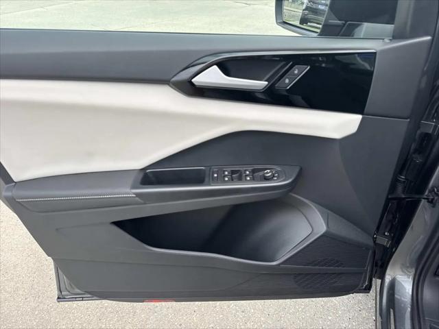 2025 Volkswagen Taos 1.5T S